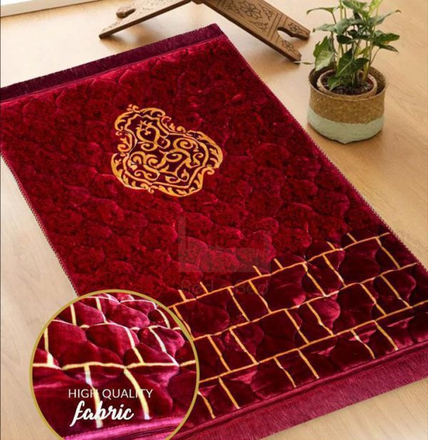 Velvet prayer mat